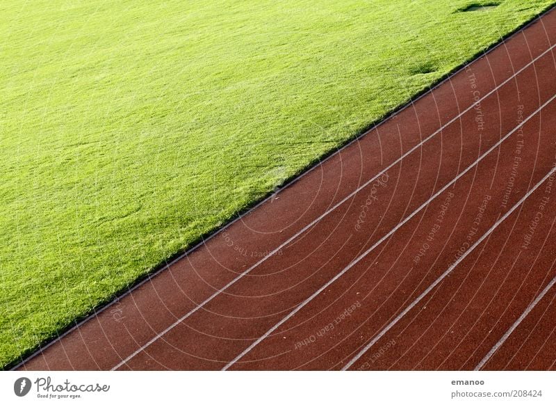 diagonal lauf Freizeit & Hobby Sport Leichtathletik Sportstätten Fußballplatz Stadion Rennbahn Gras ästhetisch Tartan 100 Meter Lauf Linie Rasen Sportplatz Bahn