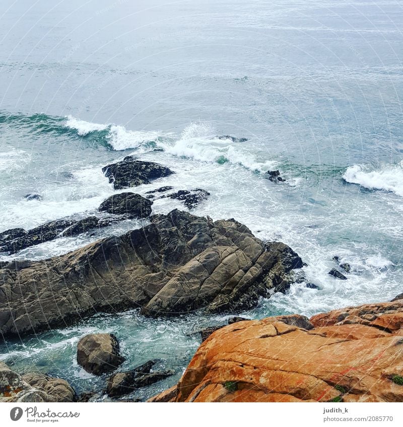 Atlantic ocean in Portugal Wellness Erholung Schwimmen & Baden Ferien & Urlaub & Reisen Tourismus Ferne Kreuzfahrt Meer Wellen Küste Wellengang Wasserkraftwerk