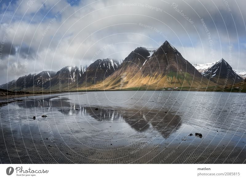 schneebedeckte Gipfel spiegeln sich Natur Landschaft Sand Wasser Himmel Wolken Horizont Frühling Wetter Schönes Wetter Gras Felsen Berge u. Gebirge