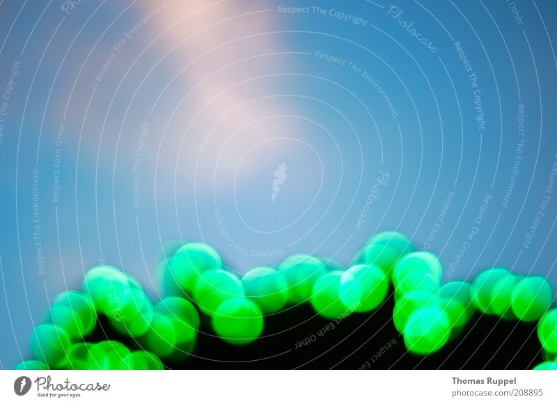 grün II Himmel Wolken Schönes Wetter Lampe Licht Lichterscheinung Hintergrundbild leuchten hell blau Farbfoto mehrfarbig Außenaufnahme abstrakt