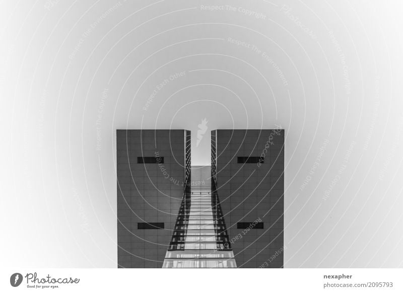 Minimal and simplified architecture Haus Kunst Architektur Menschenleer Hochhaus Gebäude Treppe Fassade Stein Glas Metall ästhetisch eckig einfach schön kalt