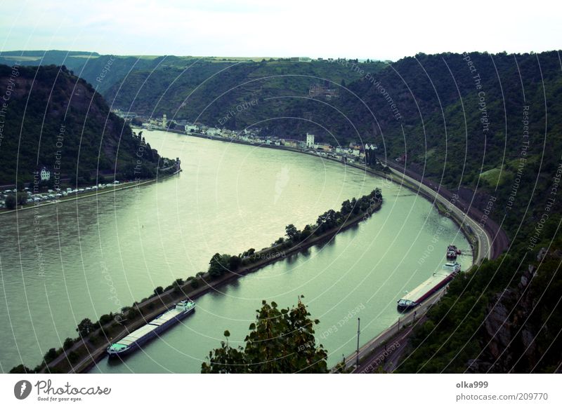 Lore Ley Ferien & Urlaub & Reisen Ausflug Sommer Insel Umwelt Natur Wasser Himmel Wolken Bewegung blau grün schwarz Farbfoto Außenaufnahme Luftaufnahme