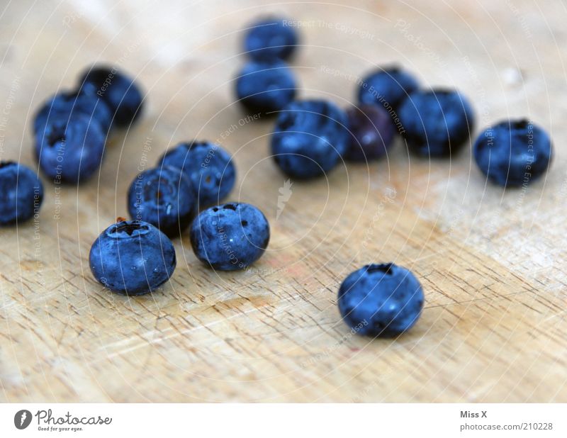 Blaumänner Lebensmittel Frucht Ernährung Bioprodukte Vegetarische Ernährung Diät frisch klein lecker rund saftig süß blau Beeren Blaubeeren Farbfoto mehrfarbig