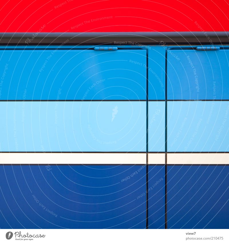Reginalverkehr Fahrzeug Bus Reisebus Metall Linie Streifen ästhetisch authentisch einfach modern positiv blau rot Ordnung mehrfarbig Linienbus Scharnier