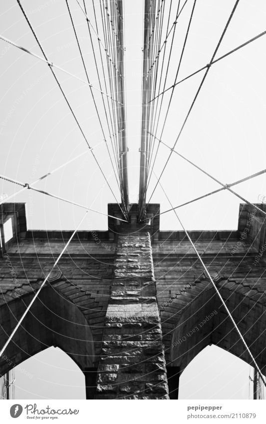 Brooklyn Bridge Ferien & Urlaub & Reisen Tourismus Städtereise New York City USA Amerika Hauptstadt Brücke Mauer Wand Sehenswürdigkeit Wahrzeichen Stein schwarz