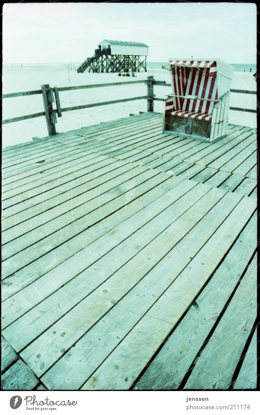 strand.korb Ferien & Urlaub & Reisen Tourismus Ausflug Strand Landschaft Nordsee ruhig Ferne Holz Strandkorb blau Zaun Pfahlhaus St. Peter-Ording analog kalt