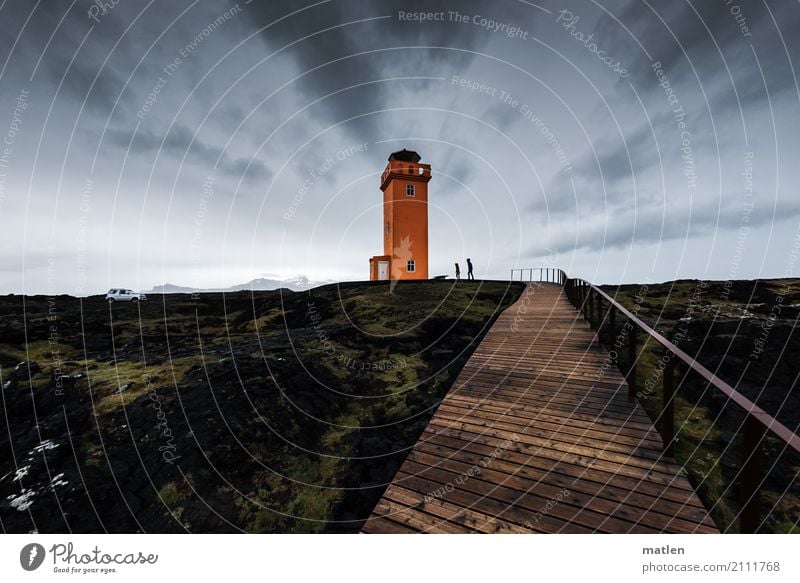 Sturm und Regen 2 Mensch Natur Landschaft Himmel Wolken Frühling schlechtes Wetter Wind Moos Felsen Küste Fjord Leuchtturm braun grau grün orange Steg Island