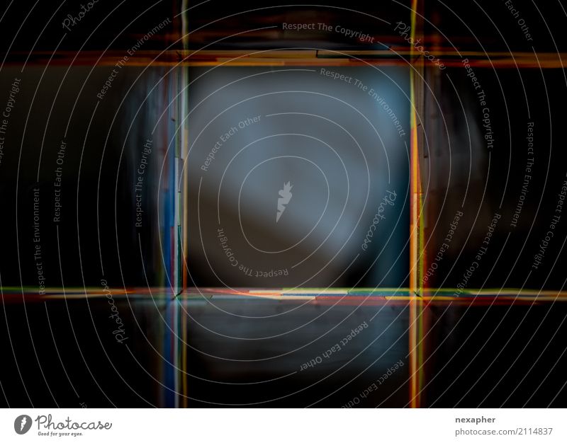Lichtkubus Kunst Lichtspiel Lichtbrechung Kunststoff Blick leuchten außergewöhnlich verrückt blau mehrfarbig gelb schwarz ästhetisch exotisch Farbe Farbfoto