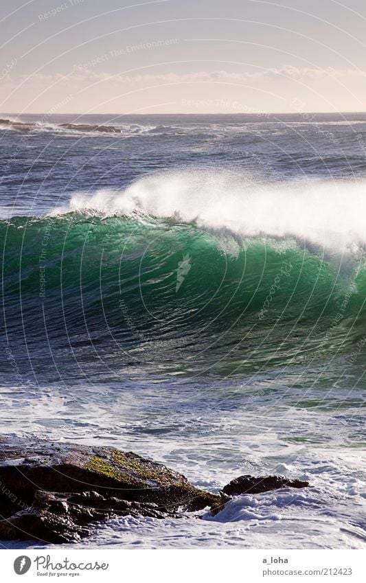 reef brake Tourismus Ferne Sommer Strand Urelemente Himmel Horizont Klima Schönes Wetter Felsen Wellen Küste Meer Bewegung glänzend außergewöhnlich Flüssigkeit