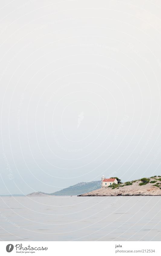 artless Ferien & Urlaub & Reisen Ferne Freiheit Landschaft Himmel Pflanze Baum Hügel Felsen Küste Meer Insel Kroatien Kirche Bauwerk Gebäude Kapelle frei groß