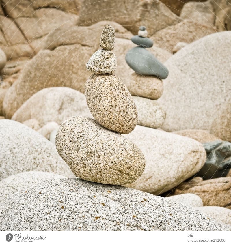 balance Natur Urelemente Felsen Stein hoch rund Sauberkeit braun standhaft Erholung Zufriedenheit Konzentration Schwerpunkt stagnierend Ferien & Urlaub & Reisen