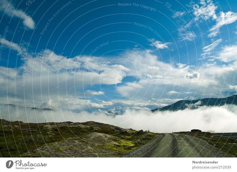 Eintauchen Ferien & Urlaub & Reisen Tourismus Ausflug Freiheit Berge u. Gebirge Natur Landschaft Urelemente Wolken Sommer Klima Wetter Nebel Verkehrswege Straße