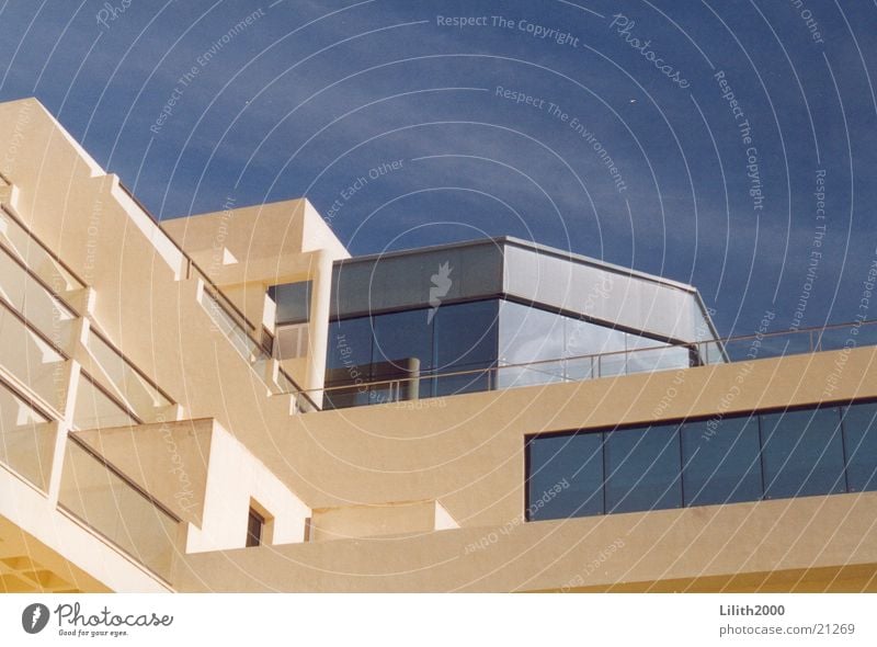 Hotel Sommer Gebäude Balkon Architektur Himmel Glas