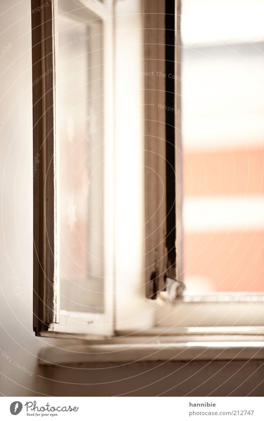 windows analog Fenster schwarz weiß Fensterbrett Aussicht Raum Glas Linie offen Fensterrahmen Holz Farbfoto Gedeckte Farben Innenaufnahme Menschenleer Tag