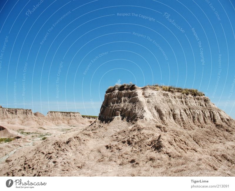 Ödland-Podest Umwelt Natur Landschaft Sand Luft Himmel Wolkenloser Himmel Sonnenlicht Sommer Klimawandel Wärme Dürre Hügel Felsen Berge u. Gebirge