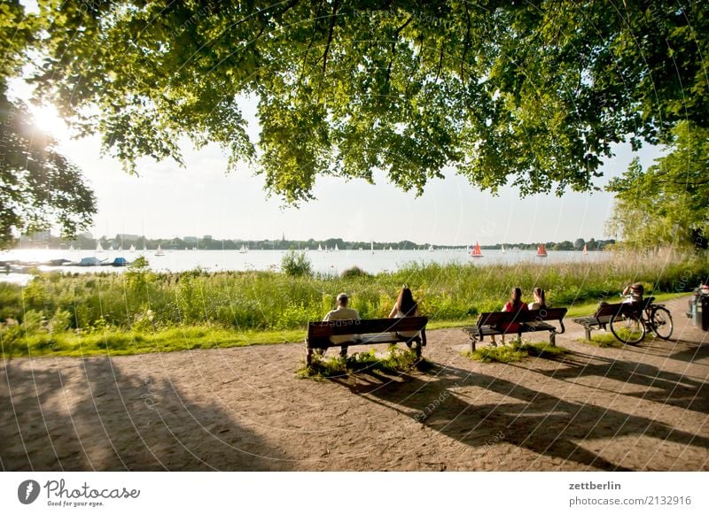 Alster Außenalster Ferien & Urlaub & Reisen Gewässer Großstadt Hamburg Hansestadt Himmel Himmel (Jenseits) Natur Sommer Stadt Stadtbewohner Stadtteil Tourismus