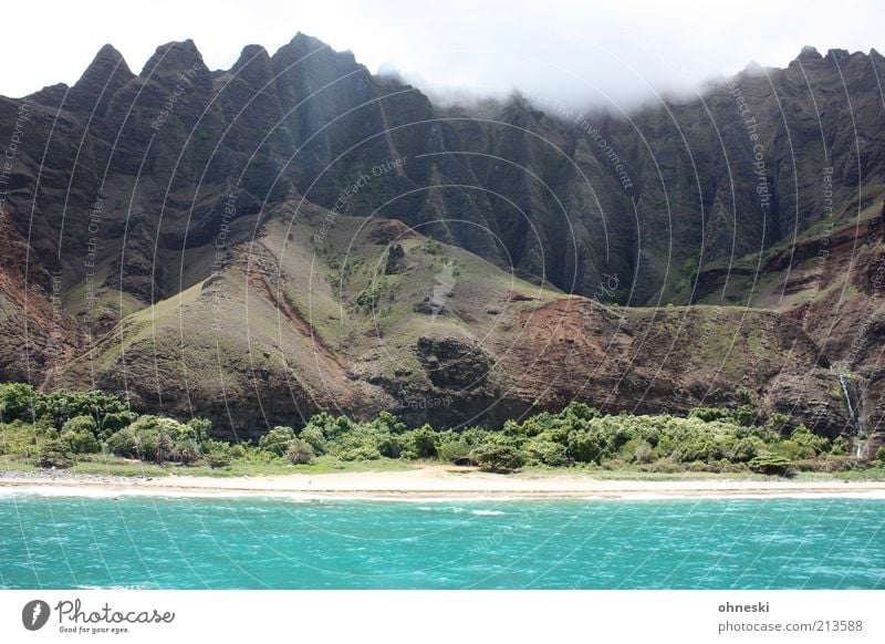 Na Pali Coast II Landschaft Urelemente Erde Wasser Himmel Sträucher Hügel Felsen Berge u. Gebirge Wellen Küste Strand Meer Pazifik Insel Kauai wild Kraft