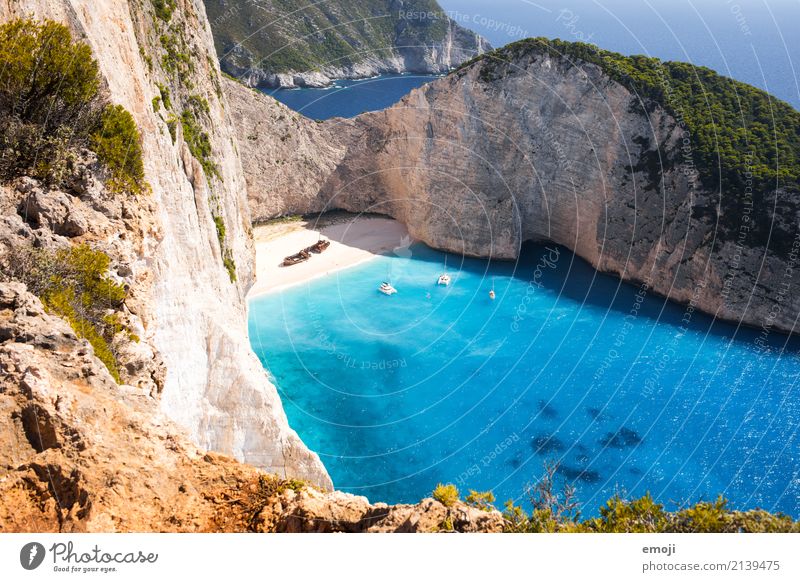 Shipwreck Umwelt Natur Landschaft Sommer Schönes Wetter Wärme Küste Strand Meer Sehenswürdigkeit außergewöhnlich maritim natürlich blau shipwreck Schiffswrack