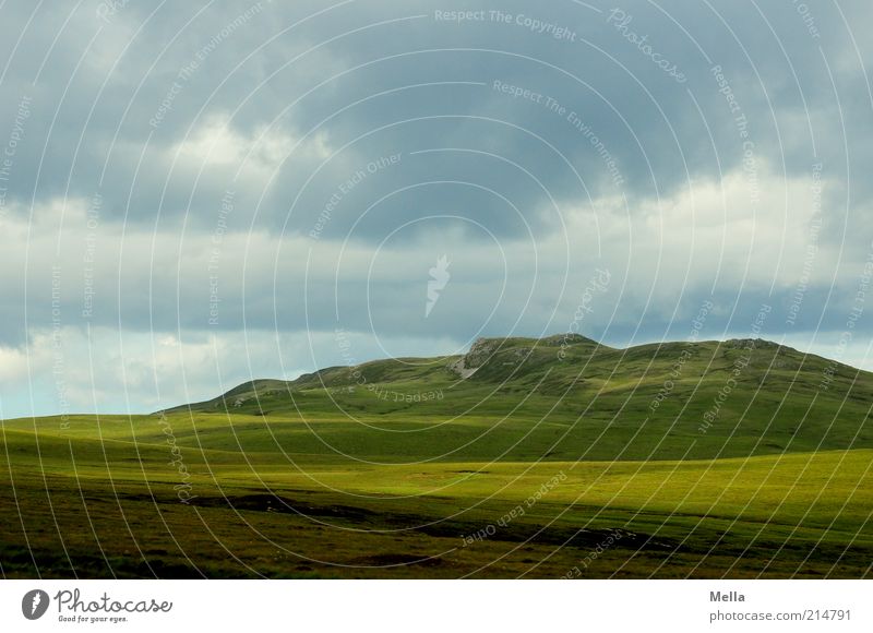 Unterwegs Ferien & Urlaub & Reisen Ausflug Ferne Umwelt Natur Landschaft Urelemente Wolken Wetter Hügel natürlich grün Stimmung Sehnsucht Heimweh Fernweh