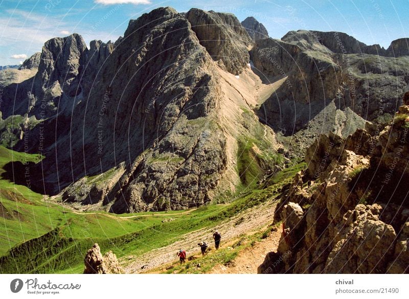 Südtirol wandern Bergsteigen steil Berghang Berge u. Gebirge Felsen Tal Spitze