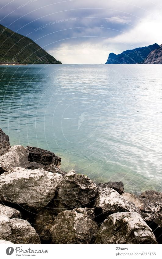 Ich will da wieder hin! SOFORT! Umwelt Natur Landschaft Himmel Sommer Berge u. Gebirge Seeufer ästhetisch dunkel Ferne gigantisch Unendlichkeit Romantik schön