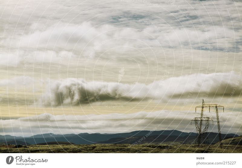 Donnerwetter Umwelt Natur Landschaft Urelemente Erde Himmel Wolken Horizont Sommer Wetter außergewöhnlich fantastisch Island Strommast Elektrizität