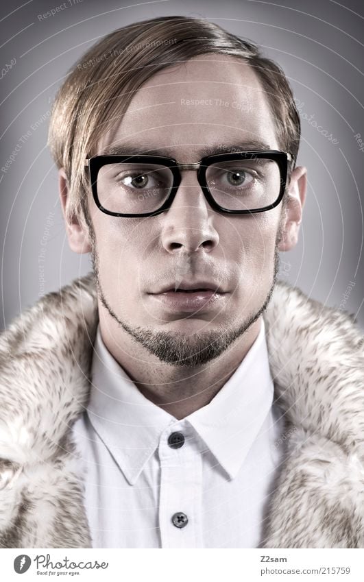 FALL WINTER 2010/2011 Stil Mensch maskulin Junger Mann Jugendliche 18-30 Jahre Erwachsene Mode Hemd Brille Haare & Frisuren Bart außergewöhnlich elegant trendy