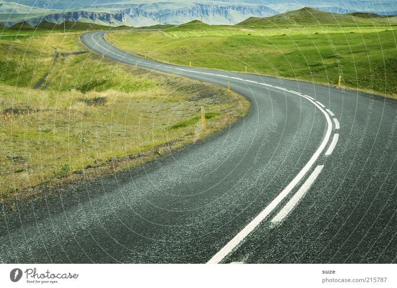 Islands Nr.1 Umwelt Natur Landschaft Urelemente Erde Schönes Wetter Wiese Hügel Verkehr Verkehrswege Straßenverkehr Wege & Pfade Linie außergewöhnlich