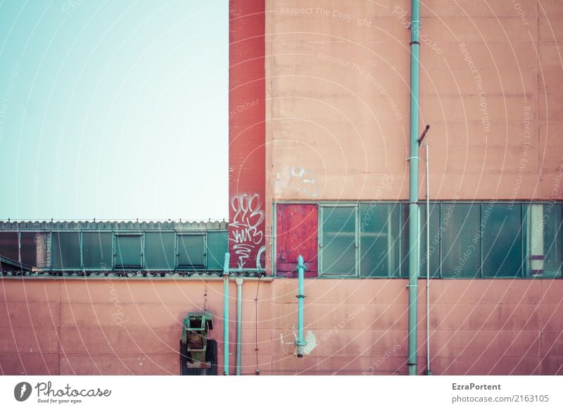 Himmel² Wolkenloser Himmel Haus Industrieanlage Fabrik Bauwerk Gebäude Architektur Mauer Wand Fassade Fenster Dachrinne Beton Glas Linie alt hässlich blau rot