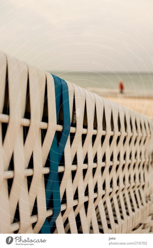 heute mal meer 1 Mensch Natur Landschaft Wasser Horizont Strand Ostsee Meer Erholung gehen Einsamkeit Freizeit & Hobby Spaziergang Ferien & Urlaub & Reisen