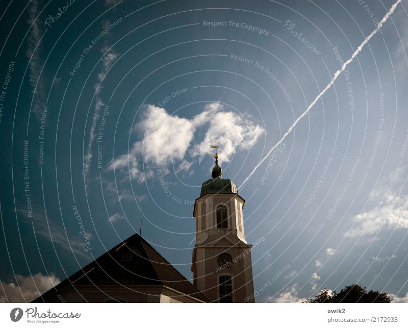 Hochbarock Himmel Wolken Kirche Turm Fenster außergewöhnlich dunkel groß Unendlichkeit hoch blau Lausitz Sachsen Deutschland Autobahnkirche Kirchturmspitze