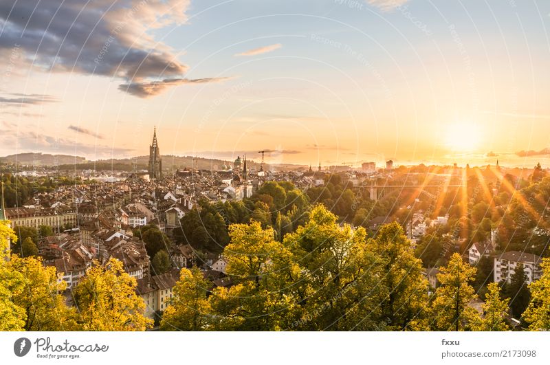 Berner Altstadt Sonnenuntergang Kanton Bern Schweiz Rosengarten Gebäude Stadtzentrum Staatshaushalt Schweizer Bundestag münster Hauptstadt Architektur Aare