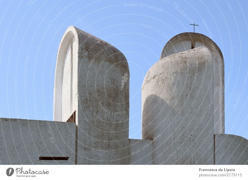 Notre Dame du Haut I Kunstwerk Skulptur Architektur Ronchamp Frankreich Menschenleer Kirche Mauer Wand Dach Sehenswürdigkeit ästhetisch außergewöhnlich