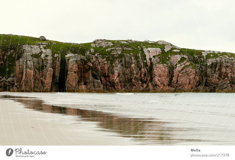 Ausruhen Ferien & Urlaub & Reisen Strand Meer Umwelt Natur Landschaft Sand Wasser Felsen Küste Klippe natürlich ruhig Sehnsucht Heimweh Fernweh Einsamkeit