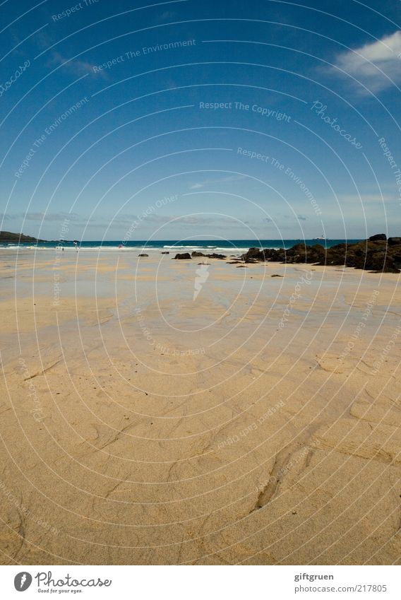 sonne, strand & meer Umwelt Natur Landschaft Urelemente Sand Wasser Himmel Sommer Wetter Schönes Wetter Küste Strand Meer Insel genießen schön blau Einsamkeit