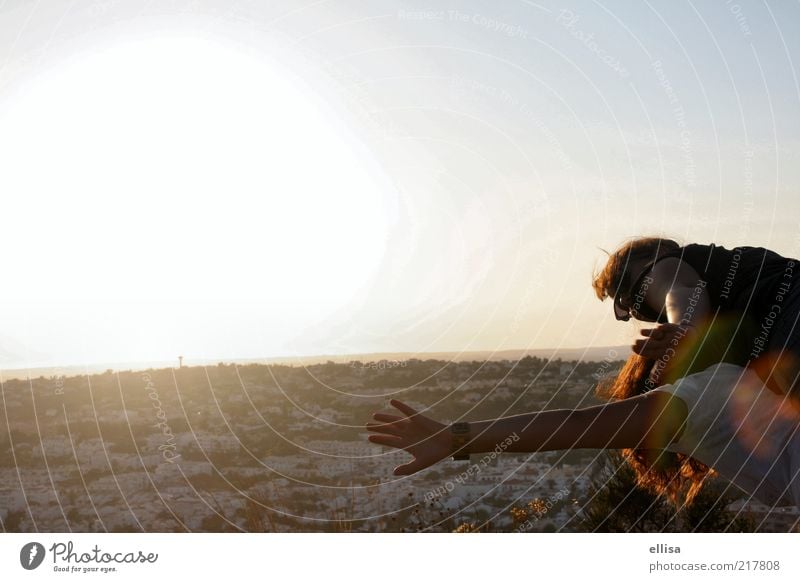 Ausflug zu zweit? Freude Ferne Freiheit Sonne Himmel Horizont fliegen träumen Zusammensein Unendlichkeit Abenteuer Leichtigkeit Farbfoto Außenaufnahme