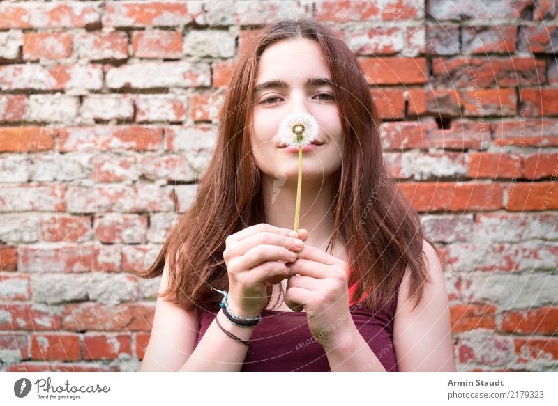 Pusteblume Lifestyle Stil Freude Glück schön Gesundheit Wellness Leben harmonisch Wohlgefühl Zufriedenheit Sinnesorgane Erholung Mensch feminin Junge Frau