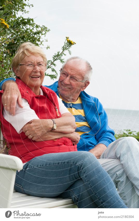 Senioren Freude Glück Leben harmonisch Wohlgefühl Zufriedenheit Ferien & Urlaub & Reisen Sommerurlaub Valentinstag Freundschaft Paar Partner 2 Mensch