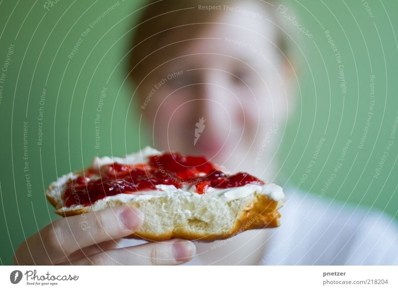 Frühstück Lebensmittel Marmelade Ernährung Essen Freude Glück Mensch Junge Frau Jugendliche Kopf Haare & Frisuren Gesicht 1 18-30 Jahre Erwachsene blond Lächeln