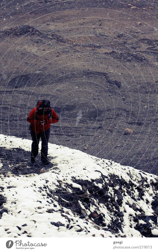 ascent Ferien & Urlaub & Reisen Abenteuer Winter Schnee Berge u. Gebirge wandern Mensch 1 Erde Sand Herbst Hügel Jacke gehen laufen Bergsteigen Bergsteiger