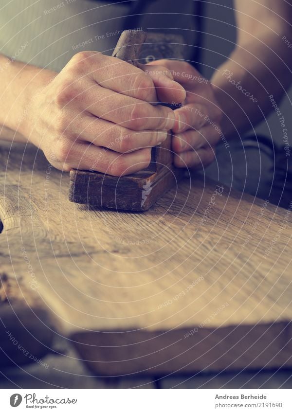 Hobeln heimwerken Arbeit & Erwerbstätigkeit Handwerker Arbeitsplatz Baustelle Mittelstand Werkzeug retro Idee einzigartig Kreativität Tradition construction