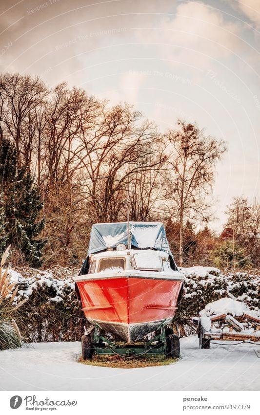 schneeblind Natur Himmel Winter Eis Frost Schnee Park Schifffahrt Motorboot Reichtum rot Wasserfahrzeug Winterschlaf parken Abstellplatz Parkplatz einäugig