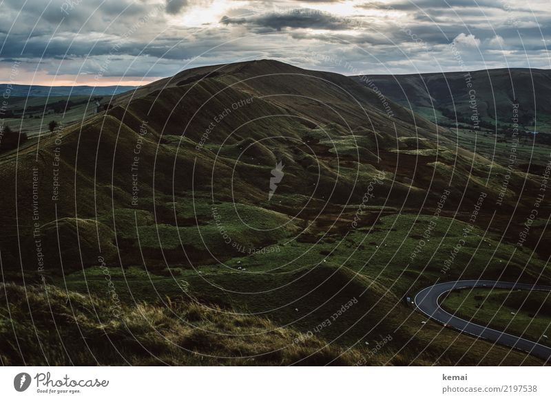 Mam Tor harmonisch Wohlgefühl Zufriedenheit Erholung ruhig Freizeit & Hobby Ausflug Abenteuer Ferne Freiheit Natur Landschaft Himmel Wolken Sonnenaufgang