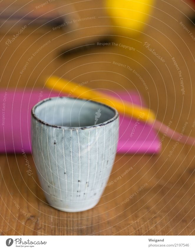 Teekelch Tasse Becher träumen positiv retro grau Einigkeit Verschwiegenheit Warmherzigkeit Sympathie achtsam Wachsamkeit Freundlichkeit Verlässlichkeit Vorsicht