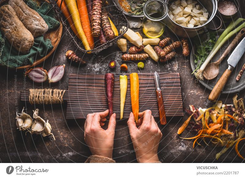 Wurzelgemüse kochen Lebensmittel Gemüse Kräuter & Gewürze Ernährung Mittagessen Abendessen Bioprodukte Vegetarische Ernährung Diät Geschirr Teller