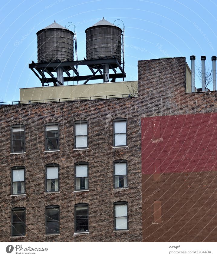 Brooklyn Twin Towers Lifestyle Städtereise Kunst Architektur New York City USA Stadt Skyline Hochhaus Industrieanlage Mauer Wand Fassade Dach Schornstein