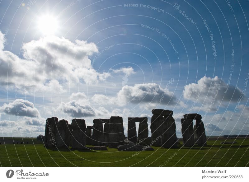 hipper Steinhaufen Natur Landschaft Sonnenlicht Schönes Wetter Stonehenge England Großbritannien Europa Menschenleer Sehenswürdigkeit Kultur mystisch Kultstätte