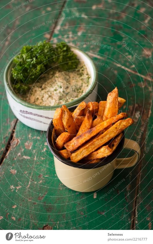 ofenfrisch Lebensmittel Gemüse Pommes frites Kartoffeln Kartoffelgerichte Petersilie Dip Ernährung Essen Bioprodukte Vegetarische Ernährung Fastfood Fingerfood