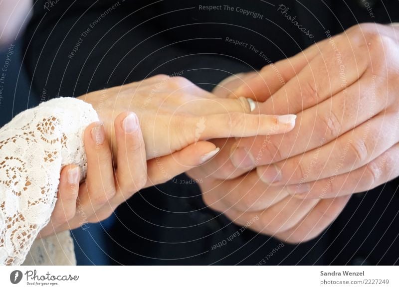 Auf ewig Dein <3 schön Haut Maniküre harmonisch Zufriedenheit Hochzeit Mensch maskulin feminin Paar Leben Hand Finger 2 Zeichen Herz wählen Brunft rennen