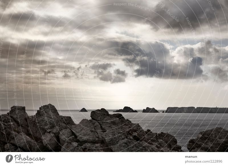 Tas de Pois Ferne Natur Landschaft Wolken Wetter Felsen Küste Bucht Riff Meer Klippe Atlantik authentisch fantastisch natürlich schön Endzeitstimmung Freiheit